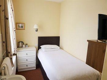Applewood Отель 3*